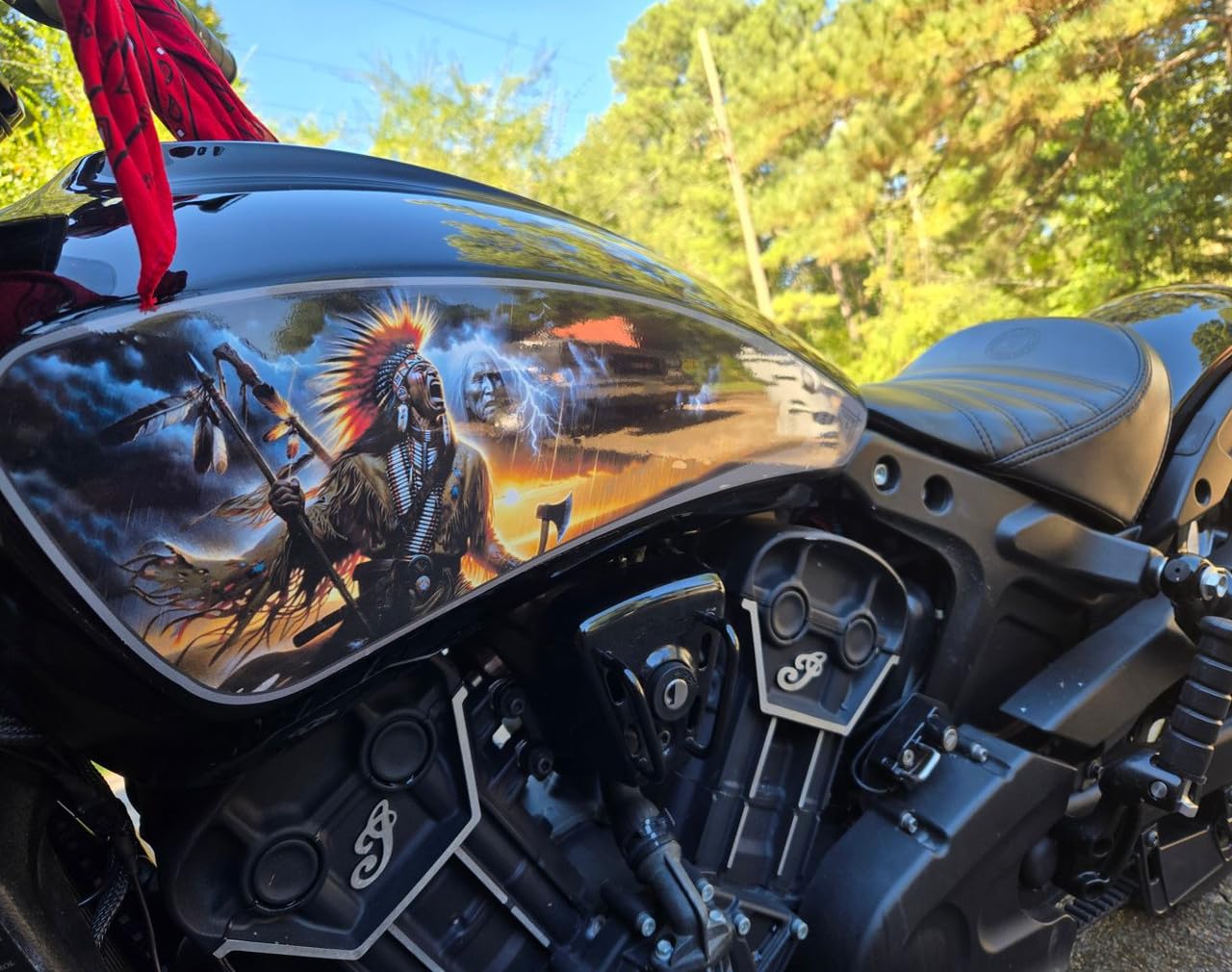 The Iron Redskin　indian インディアン The Iron Redskin: The History of the Indian Motorcycle by